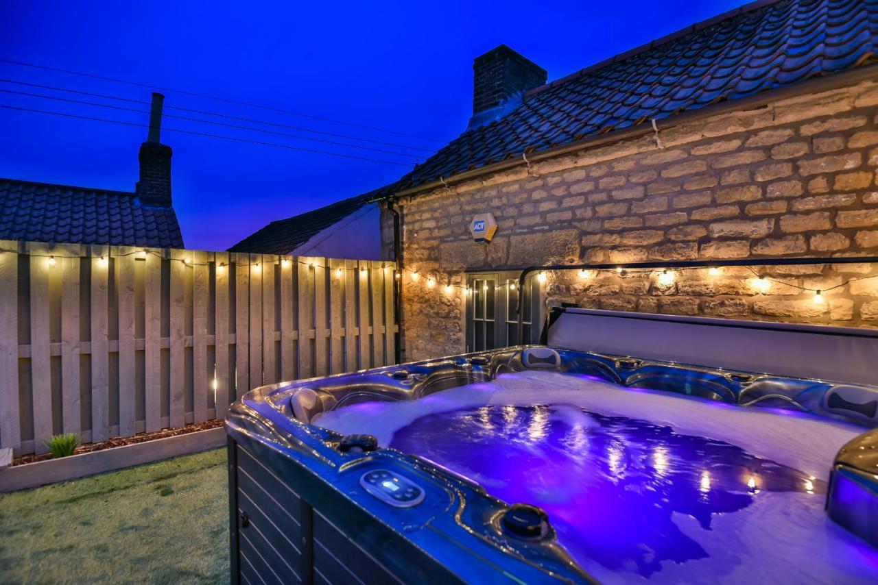 Pickering Rooftop Terrace ภายนอก รูปภาพ